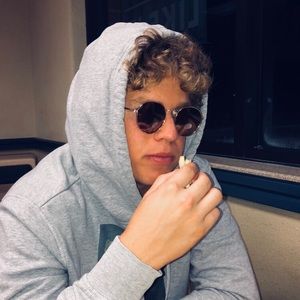 Meet your Posher, Josh